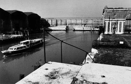 Panoramica sul Rio delle Galeazze vista dallo Scalo in pietra (Costr. 1877) 